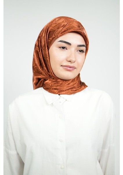 Desen Parlak Jakar Eşarp