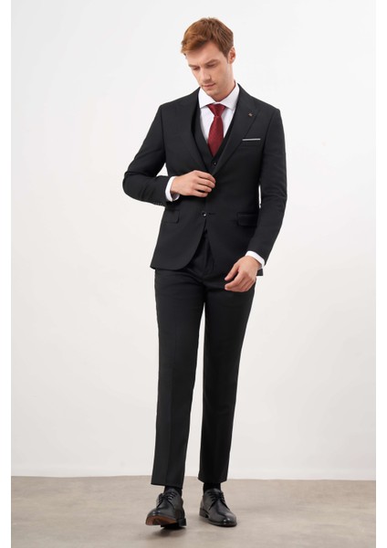 Erkek Siyah Poliviskon Basic Yelekli Jakar Desen Slim Fit Sivri Yaka Takım Elbise