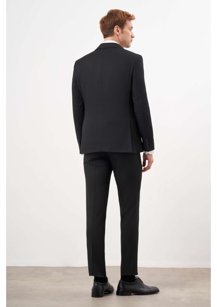 Erkek Siyah Poliviskon Basic Yelekli Jakar Desen Slim Fit Sivri Yaka Takım Elbise