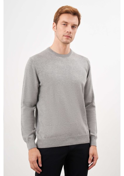 Erkek Gri Basic Bisiklet Yaka Dynamic Fit Rahat Kesim Triko