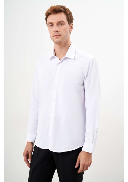 Erkek Beyaz Basic Düz Desen Sert Yaka Regular Fit Gömlek