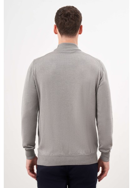 Erkek Gri Basic Yarım Balıkçı Yaka Dynamic Fit Rahat Kesim Triko indirimleri