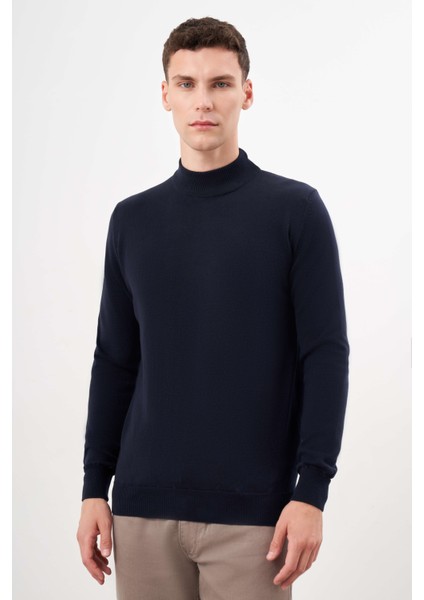 Erkek Lacivert Basic Yarım Balıkçı Yaka Dynamic Fit Rahat Kesim Triko