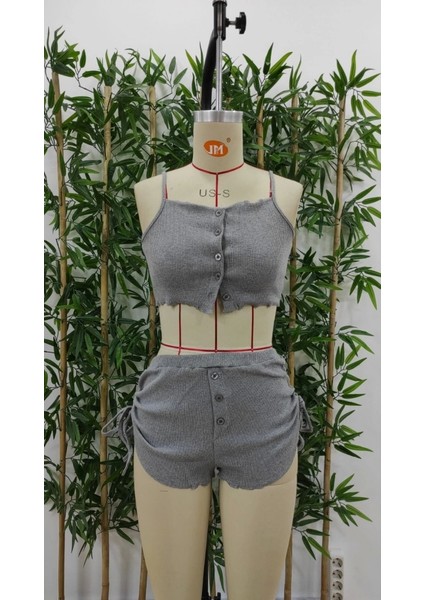 Kadın Ip Askılı Crop Bluz ve Yanlardan Büzgülü İkili Kaşkorse Short Takım