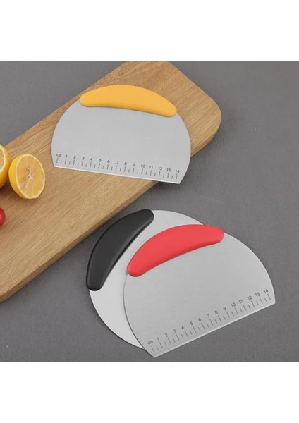 Paslanmaz Çelik Ölçülü Hamur Kesme Aparatı Kesici Kazıyıcı Pasta Şekillendiren Spatula fırsatları