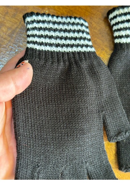 Siyah Beyaz Triko Parmaksız Eldiven Unisex fiyatları