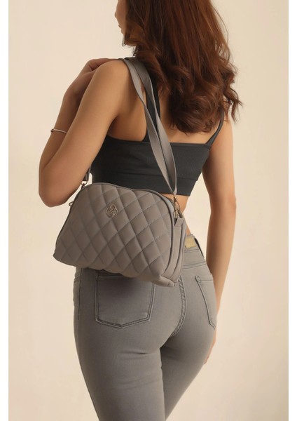 Kadın Kapitone Desenli El / Omuz Tek Gözlü Fermuarlı Çantası fiyatları