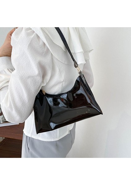 Kadın Parlak Rugan Omuz Çantası