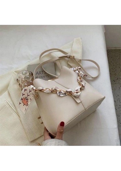 Kadın Fularlı Zincir Aksesuarlı Yumuşak Deri 3 Bölmeli El Kol ve Omuz Çantası