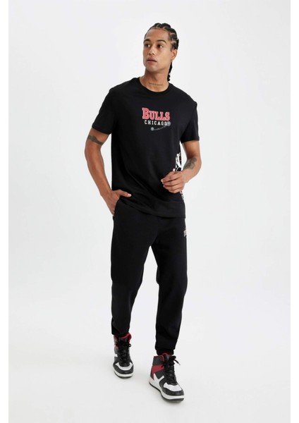 Fit NBA Chicago Bulls Kalın Jogger Eşofman Altı Standart Fit Cepli Esnek Bantlı Paça C9273AX24AU