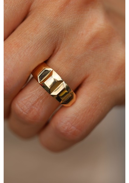 14 Ayar Altın Piramit Desenli Yüzük fiyatları