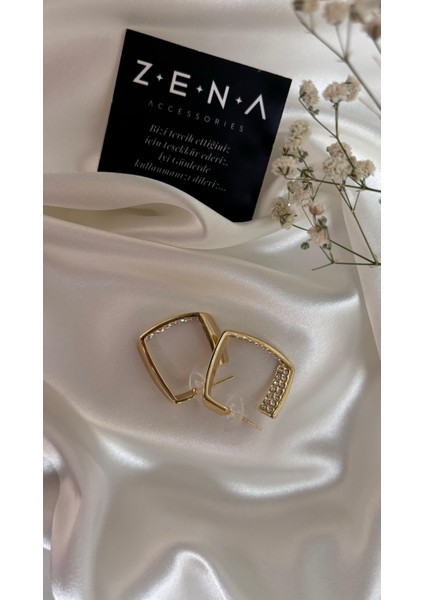 by zena aksesuar Zena Accessories Içi Zirkon Taş Detaylı Çelik Halka Küpe