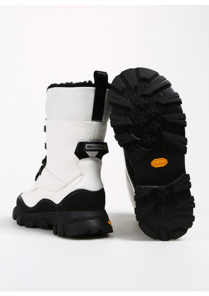 Beyaz Kadın Kar Botu 1143839 fırsatları