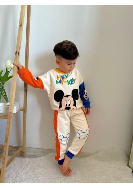 Yeni Sezon Baharlık Unisex Mickey Mouse Mevsimlik Alt Üst Eşofman Takımı 2245 fırsatları