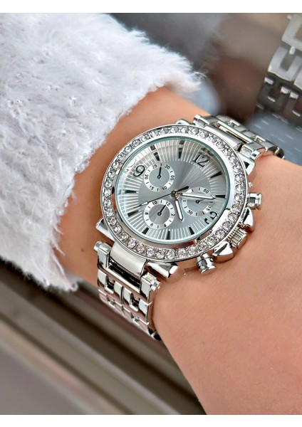 Gümüş Renk Kadın Kol Saati fiyatları