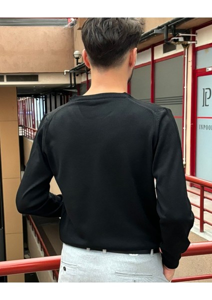 Erkek, Bisiklet Yaka, Slim Fit, Old Money, Yün-Akrilik Elyaf, Triko Kazak PLTK03