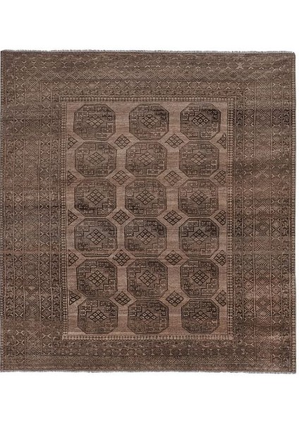 El Dokuma Türkmen Halısı 257 x 284 cm