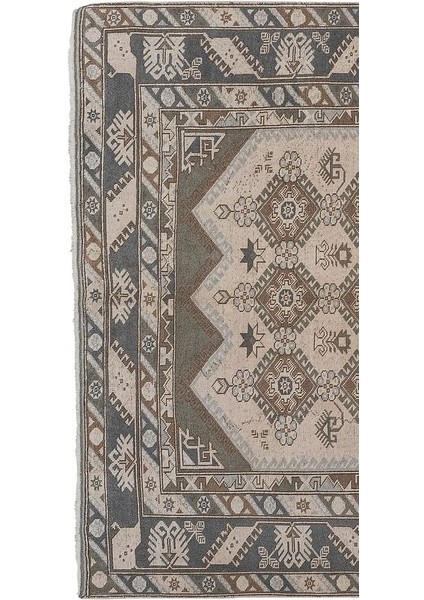 El Dokuma Karapınar Halısı 202 x 253 cm