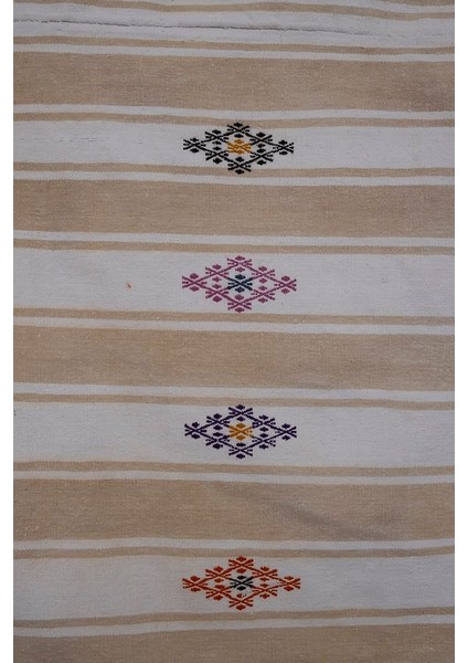 El Dokuma Geometrik Desenli kilim 203 x 247 cm