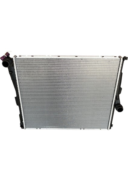 Su Radyatoru Brazıng / Bmw E70-F15-F85-E71-F16-F86 / 17117807624-7533472-7807624-161424B