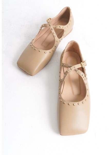 Mubiano Hakiki Deri Collection Kadın Bant Detaylı Zımba Detaylı Babet Nude - MCSR1005 - N indirimleri