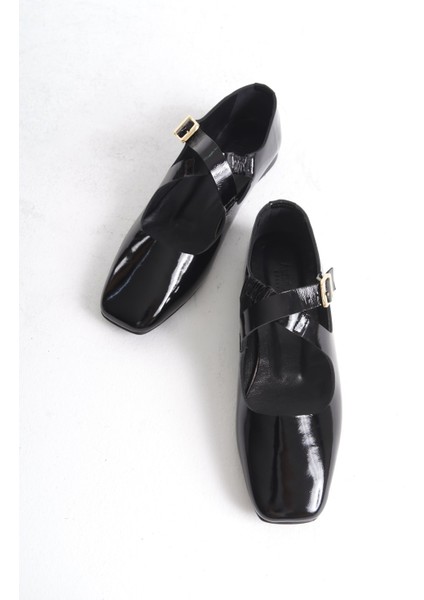 Kadın Bant Detaylı Sivri Burun Rugan Deri Babet Siyah - MCSR1007 - S indirimleri