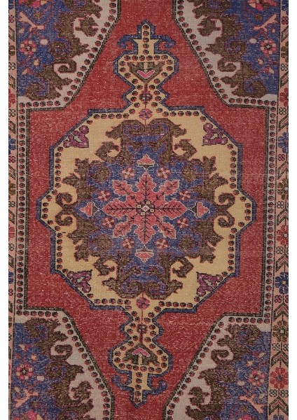El Dokuma Halısı 137 x 222 cm