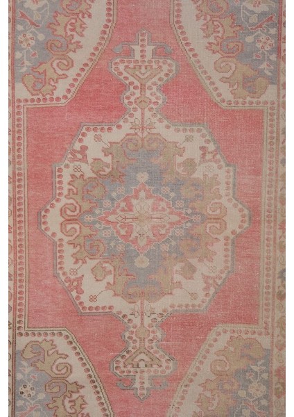 El Dokuma Kemerhisar Halısı 137 x 219 cm