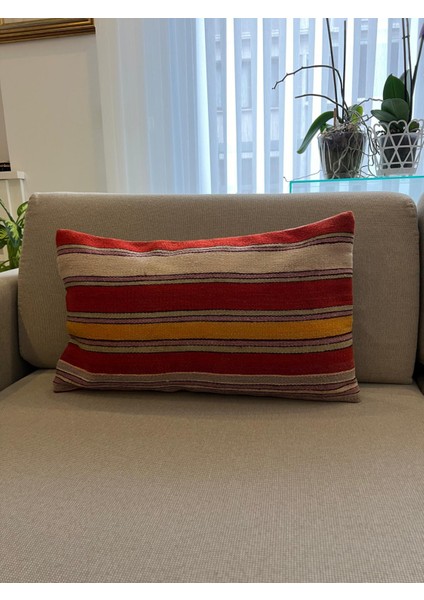 Makü Authentic Cushion Cover