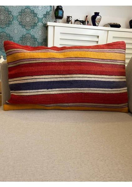 Makü Authentic Cushion Cover