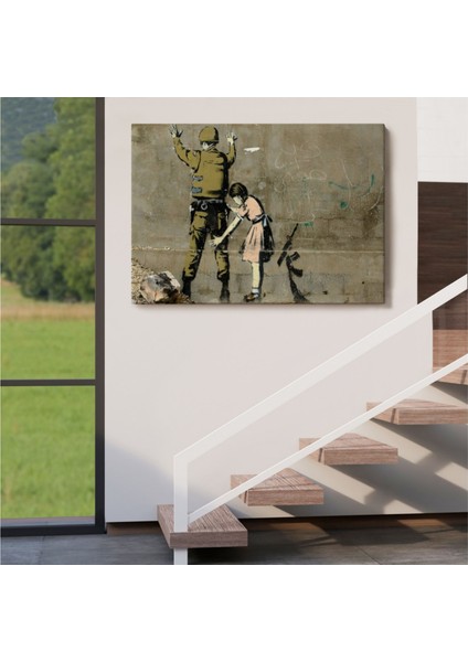 Dekoratif Kanvas Tablo Duvar Dekoru Askeri Arayan Küçük Kız Eseri Banksy 5013 Bungknv