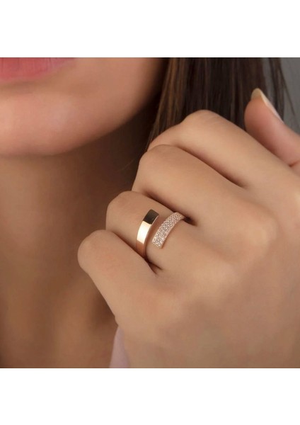 14 Ayar Altın Yarı Taşlı Fork Yüzük