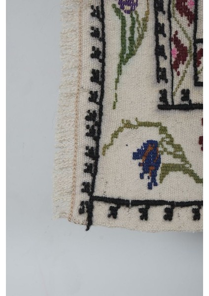 El Dokuma Kilim Karapınar Yöresi Çiçek Desenli Halı 116 x 124 cm indirimleri