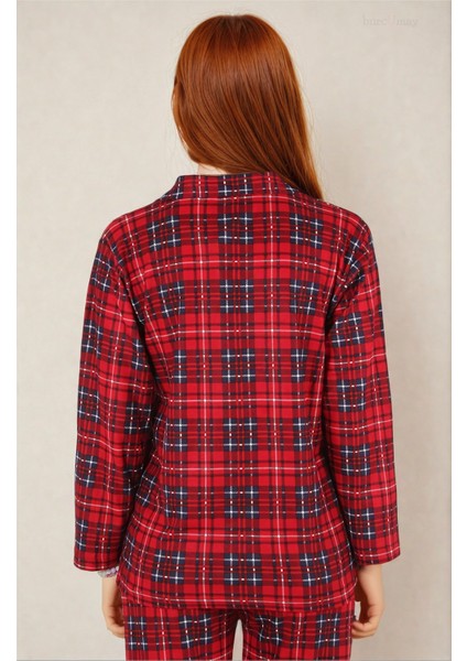 Kadın Ekoseli Kışlık Uzun Kollu Desenli Önden Düğmeli Kırmızı Süet Pijama Takımı modelleri