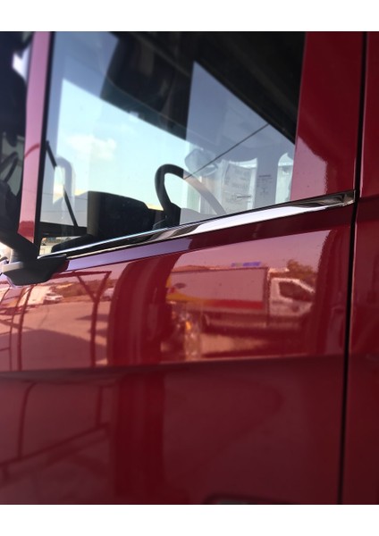 Scania S/r Uyumlu Krom Cam Çıtası