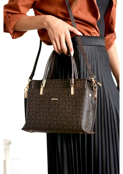 Kadın Kahverengi Suni Deri Askılı Çanta Suya Dayanıklı 26x21 cm fiyatları