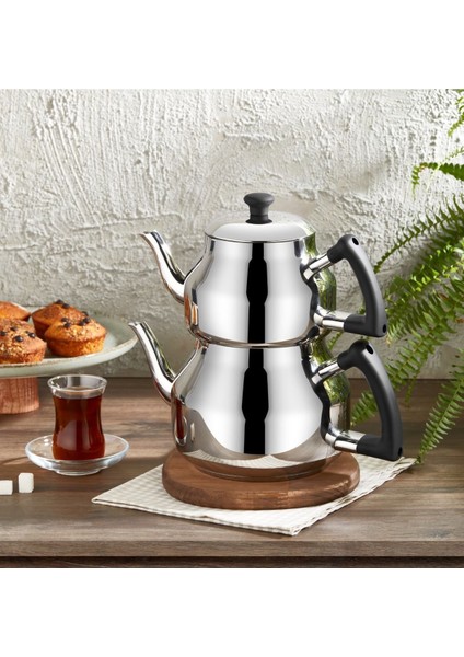 Şık Çelik Mini Siyah Çaydanlık, 0-1.99 L, modern tasarım