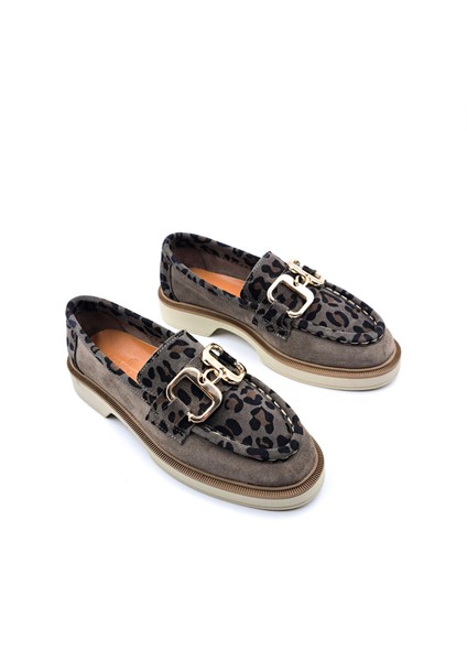 SV011 Süet Deri Vizon Renk Leopar Baskı Tokalı Kadın Loafer Ayakkabı fiyatları