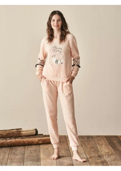 3950 Uzun Kollu Kadın Pijama Takımı