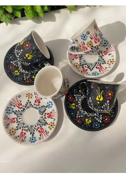 Dekoratif 4 Kişilik Şık Lale Çini Tasarımlı Tamamen El Yapımı Kahve Fincan Seti