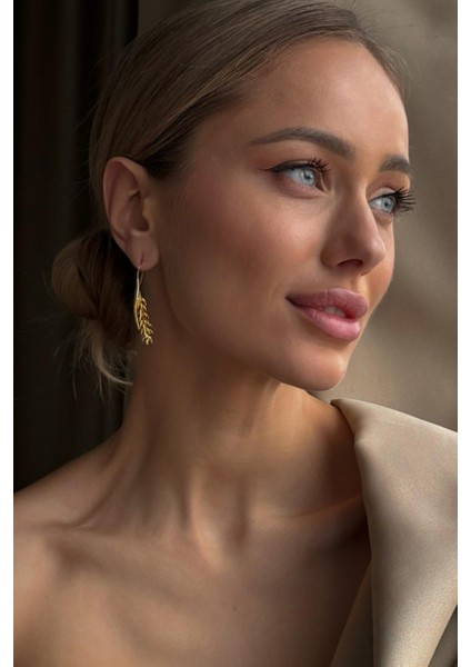 Altın Kaplama Sahure Serisi Başak Sallantılı Küpe