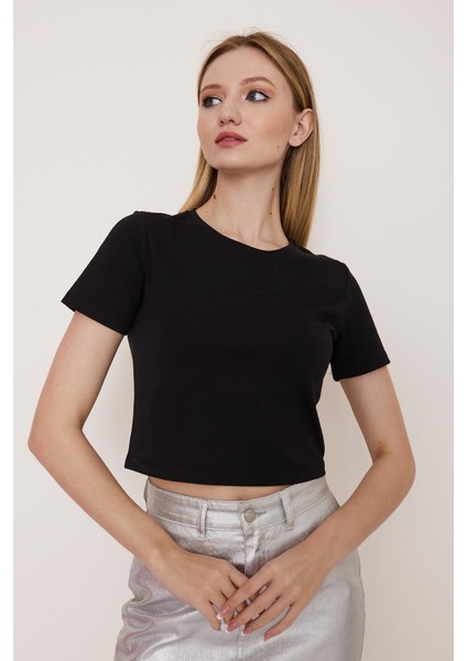 Basic Siyah Crop T-Shirt - BGB04 modelleri