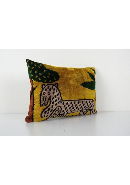 Hayvan Motifli Kadife Ikat Yastık Kılıfı fiyatları
