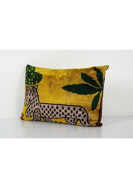 Hayvan Motifli Kadife Ikat Yastık Kılıfı modelleri