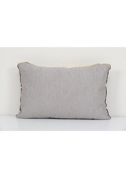 Sarı Renkli Hayvan Motifli Kadife Ikat Yastık Kılıfı fırsatları