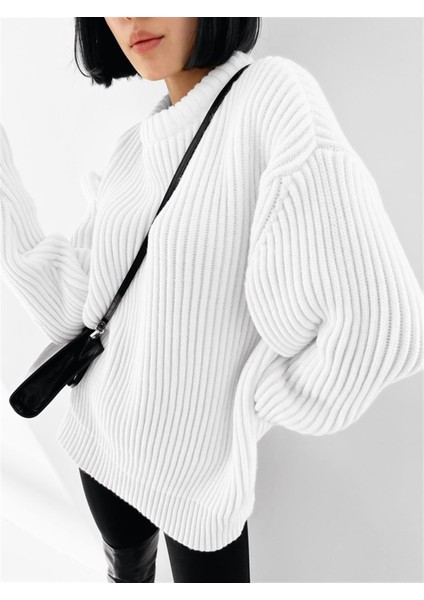 Extra Oversize Fitilli Örme Kazak Beyaz fırsatları