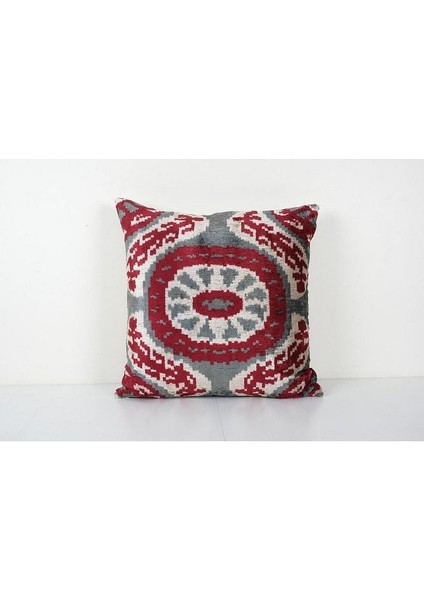 Kırmızı Renkli Geometric Desenli Kadife Ikat Yastık Kılıfı