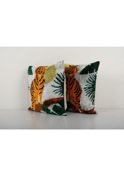 Turuncu Renkli Hayvan Motifli Kadife Ikat Yastık Kılıfı modelleri