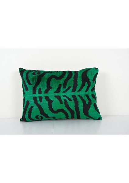 Yeşil Renkli Kadife Ikat Yastık Kılıfı