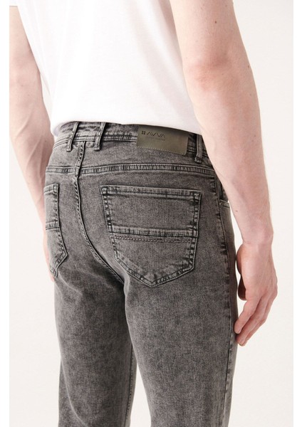 Erkek Siyah Ağartma Yıkamalı Esnek Slim Fit Dar Kesim Jean Pantolon A31y3505